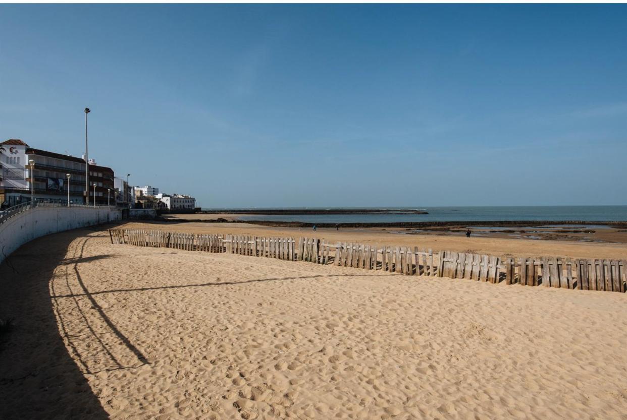 Lyrioshomes Chipiona Beach Esterno foto