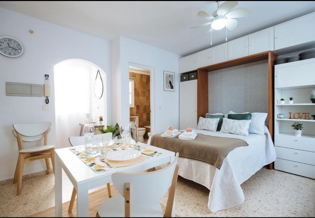 Lyrioshomes Chipiona Beach Esterno foto
