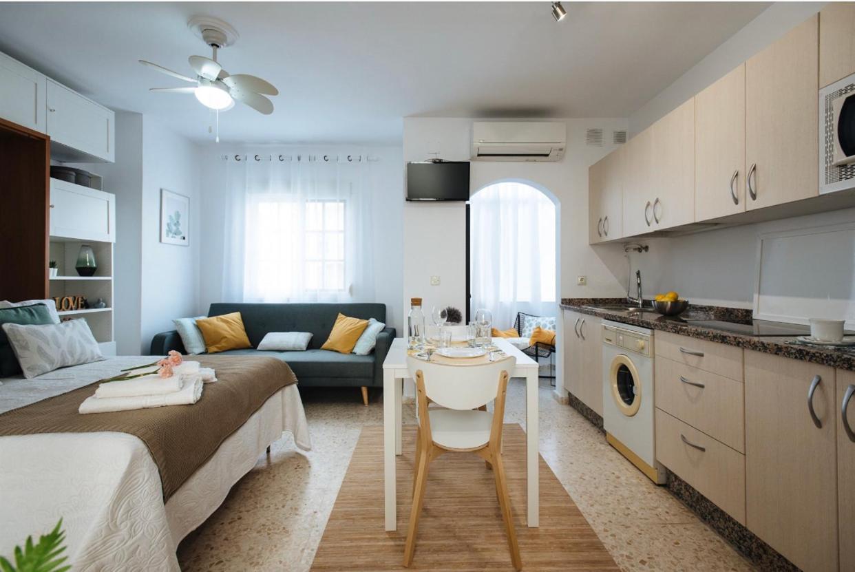 Lyrioshomes Chipiona Beach Esterno foto